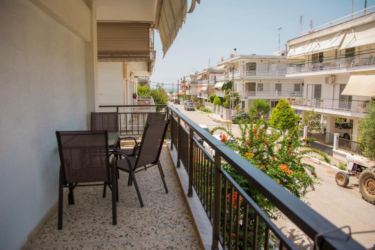 Apartments Tania Paralia Dionysiou Exterior foto
