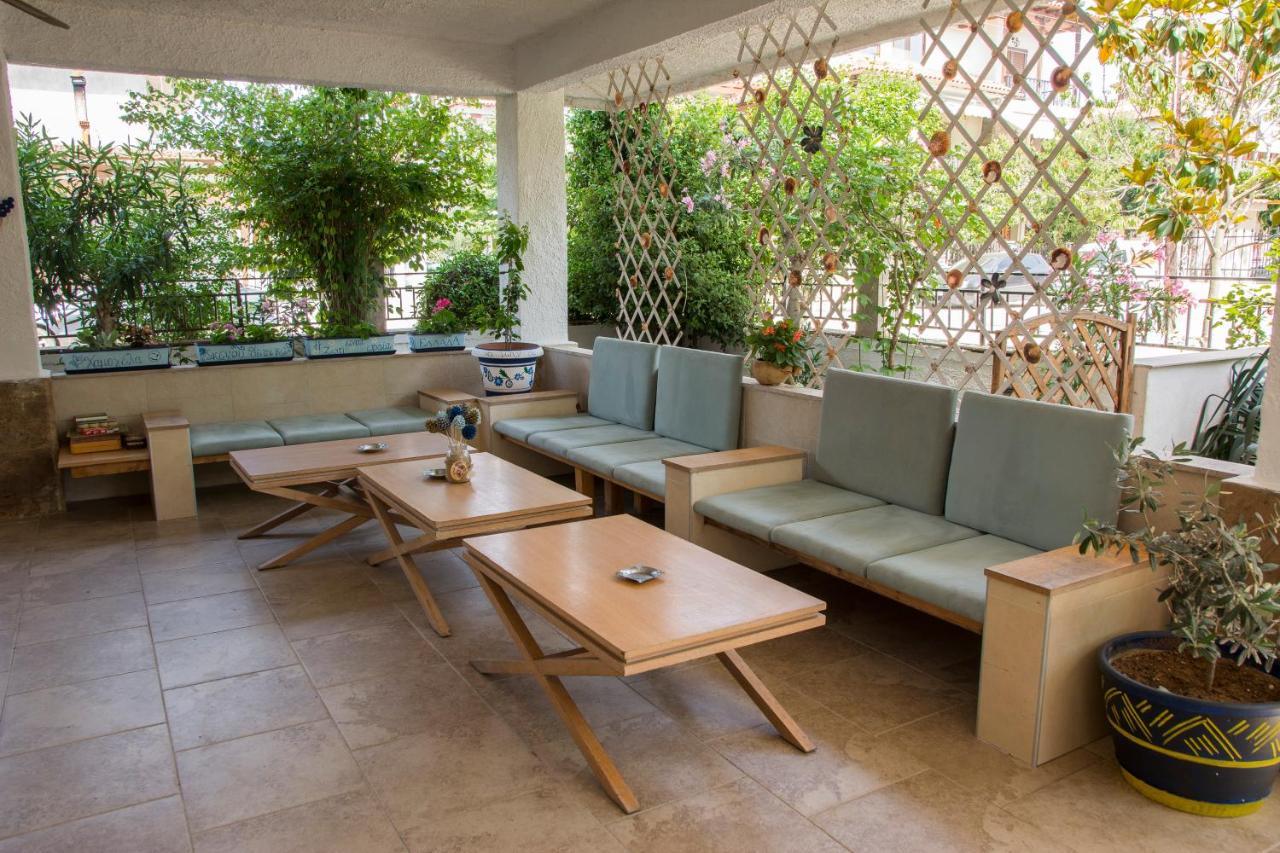 Apartments Tania Paralia Dionysiou Exterior foto
