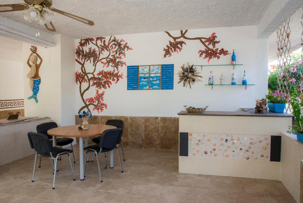 Apartments Tania Paralia Dionysiou Exterior foto